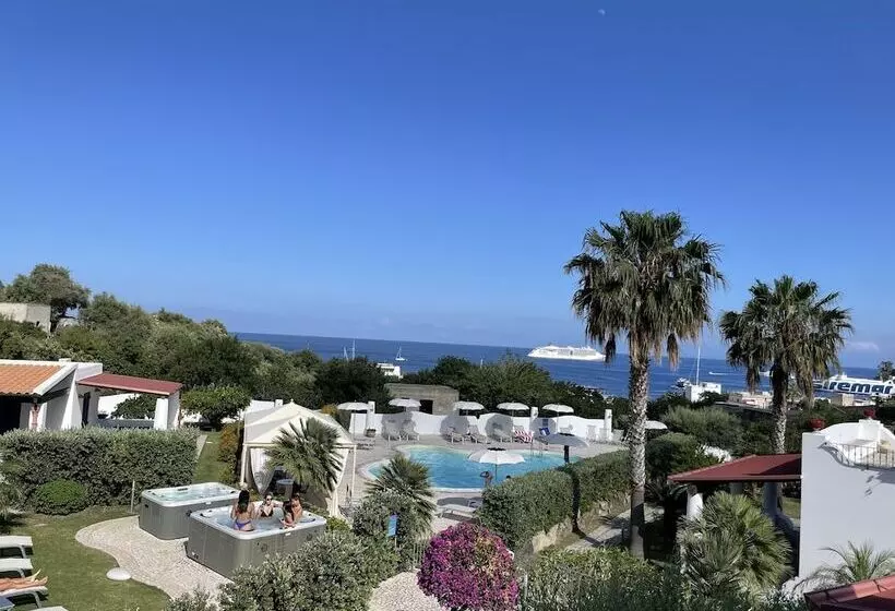 Отель Bougainville