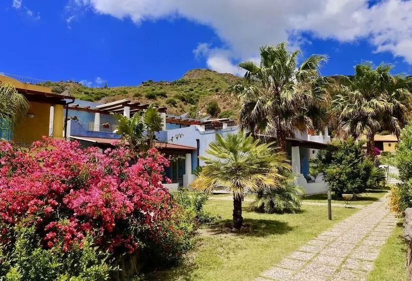 Отель Bougainville