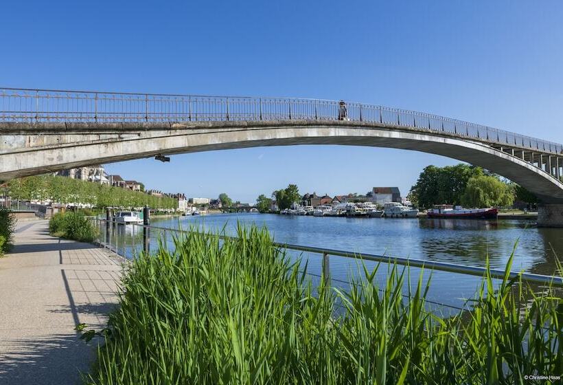 فندق Cerise Auxerre