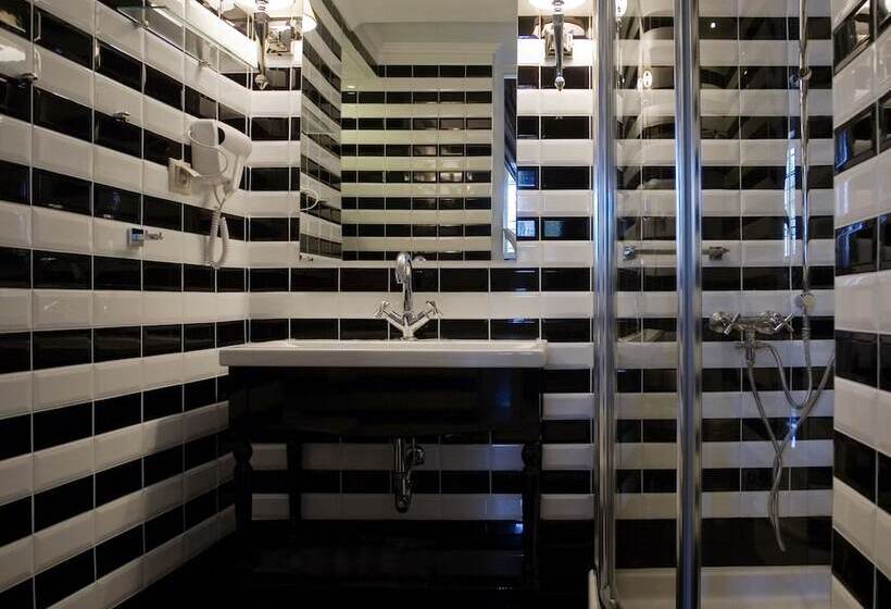 Отель Despotiko