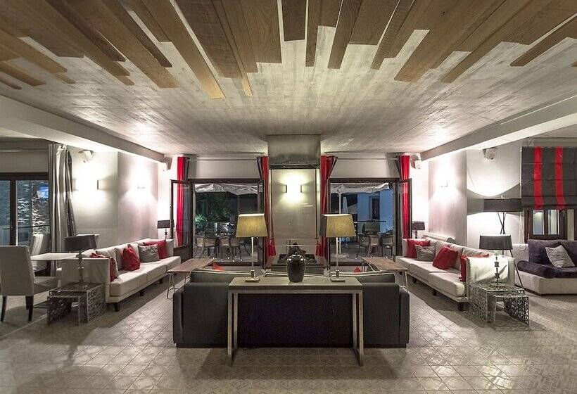 Отель Despotiko