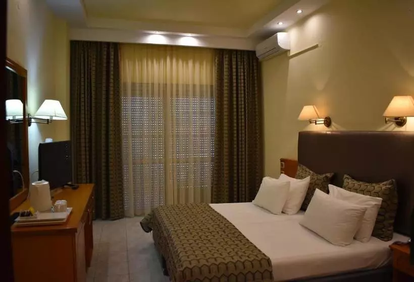 فندق Diamantidis