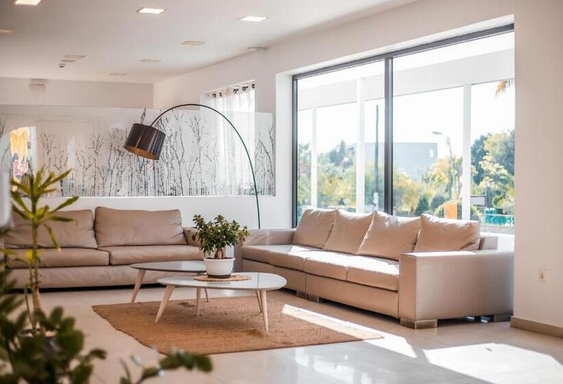 Отель Ellia Resort