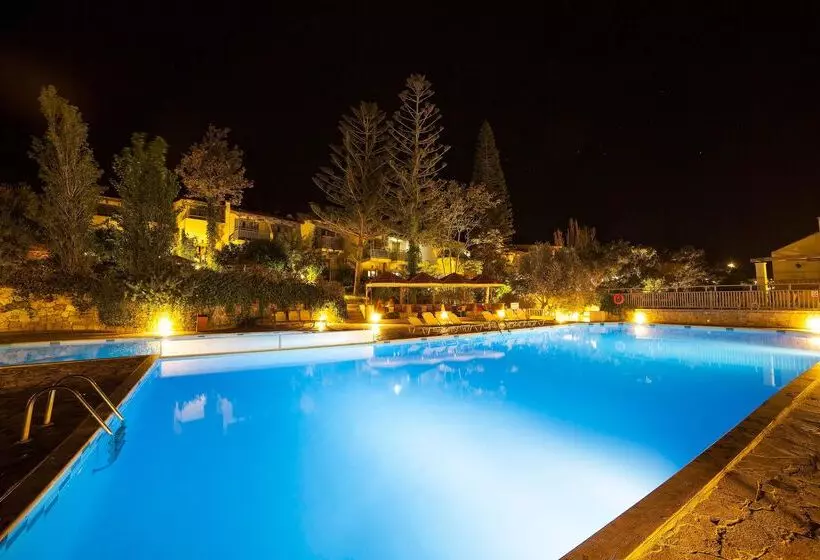 هتل Elpida Village