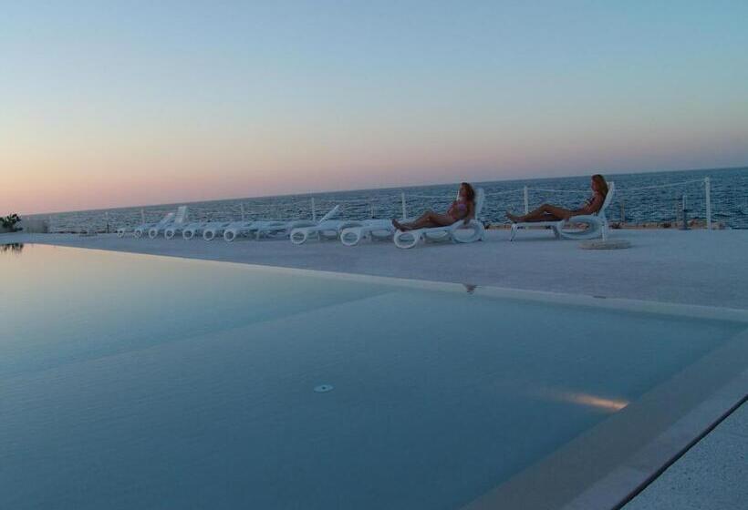 ホテル La Sorgente