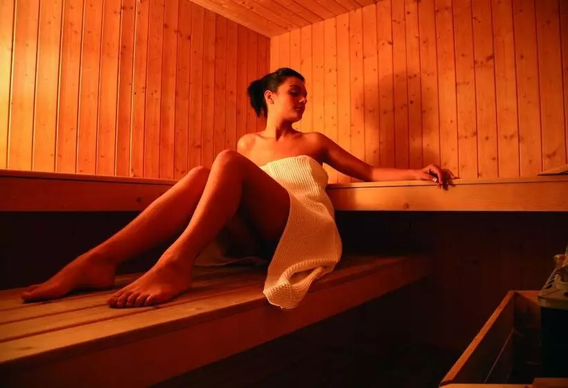 هتل Le Ginestre Family & Wellness