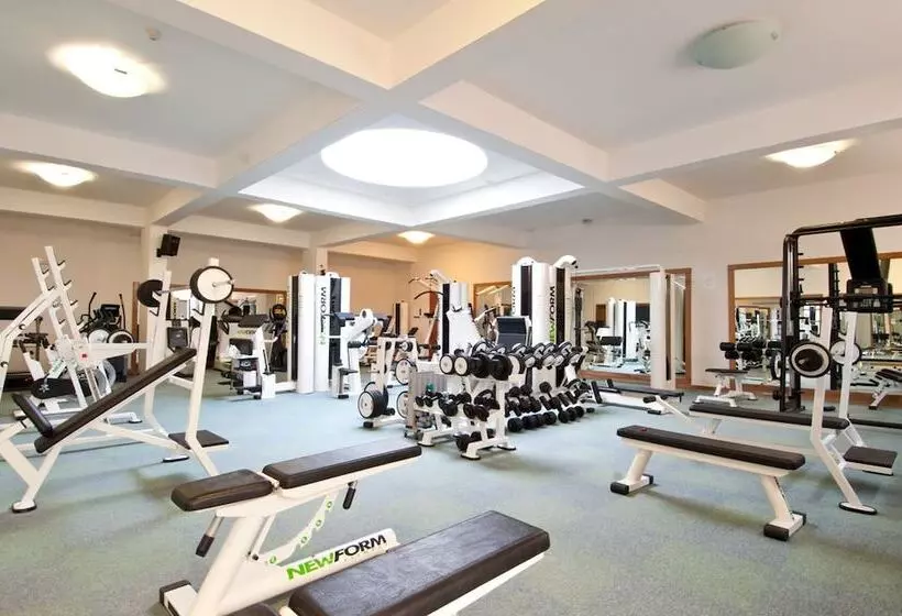 هتل Le Ginestre Family & Wellness