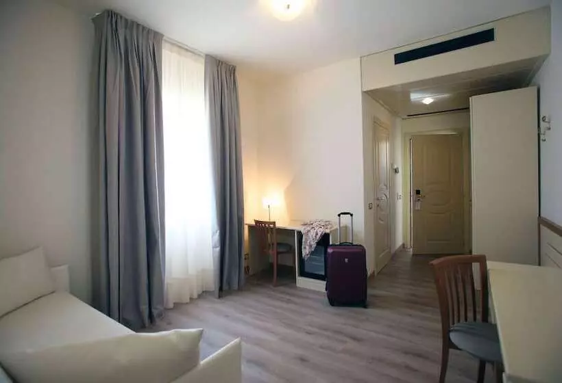 هتل Le Ginestre Family & Wellness