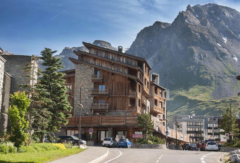 هتل Les Suites – Maison Bouvier