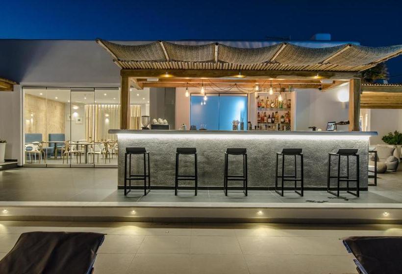 酒店 Lianos Village