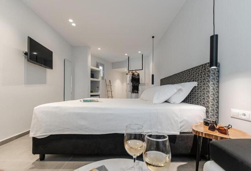 酒店 Lianos Village