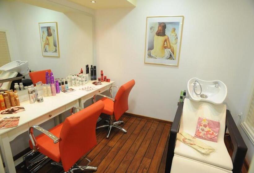 酒店 Lianos Village