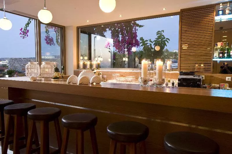 Отель Maritimo Beach