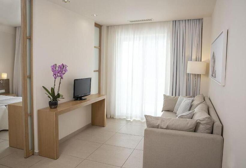 ホテル Maritimo Beach