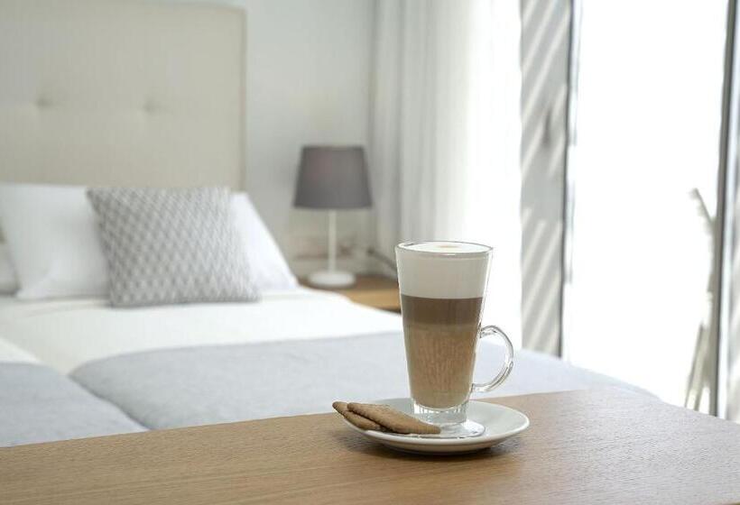 ホテル Maritimo Beach