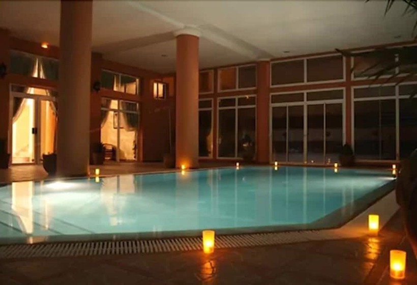 בית מלון כפרי Miramar