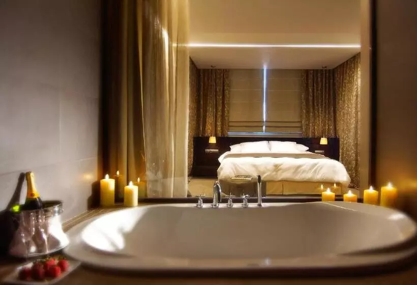 فندق Philippos Xenia