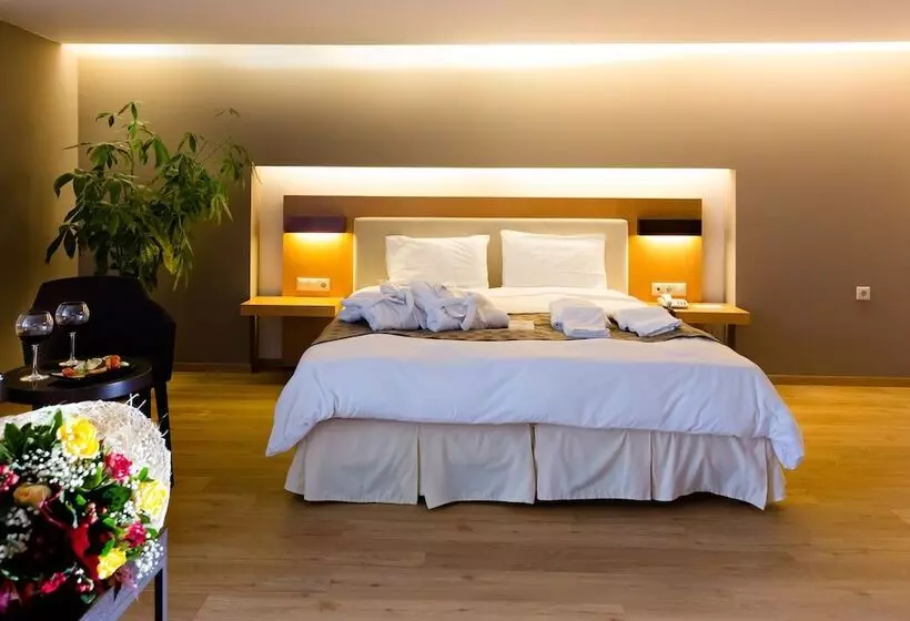 فندق Philippos Xenia