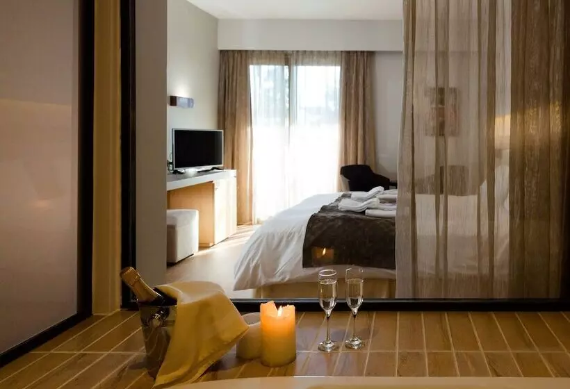 فندق Philippos Xenia