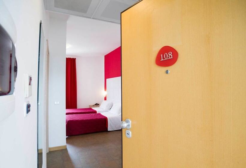 Отель Relais Del Lago