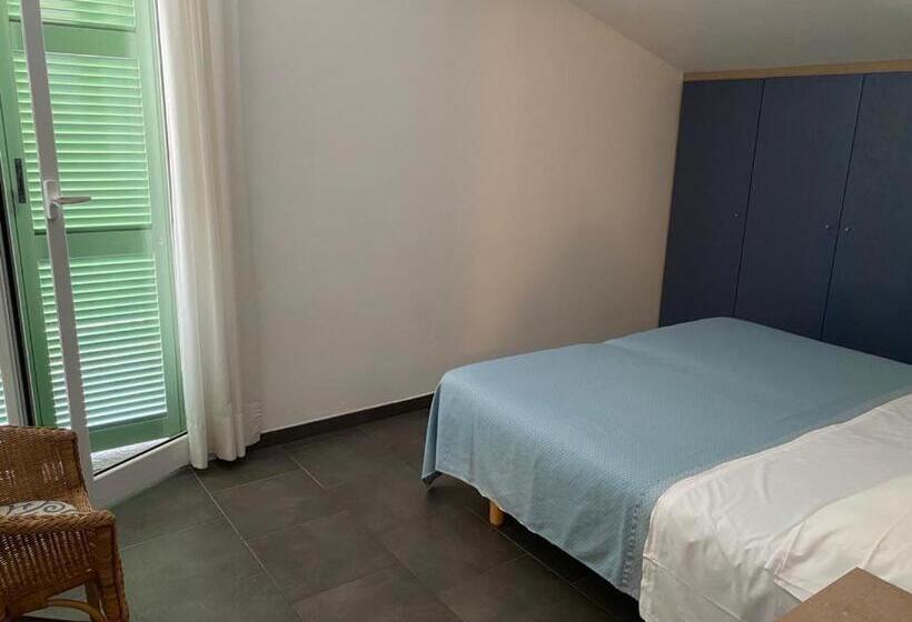 בית מלון כפרי Residence Dei Fiori