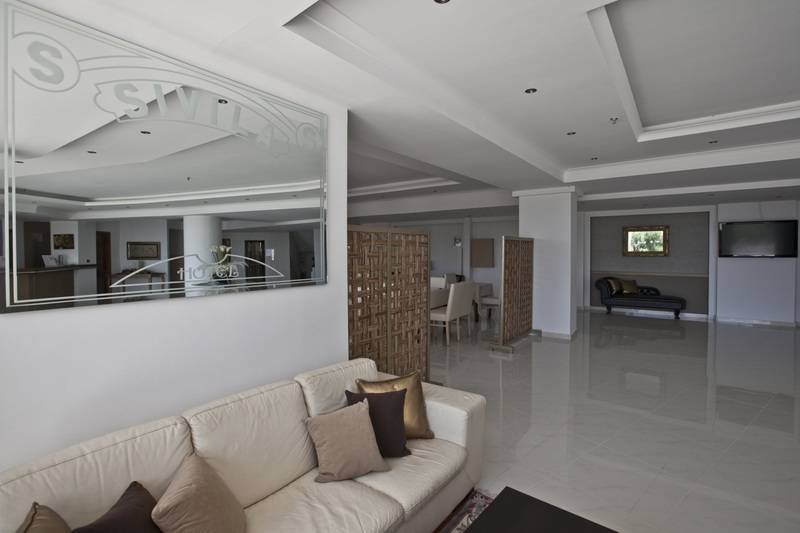 فندق Sivila