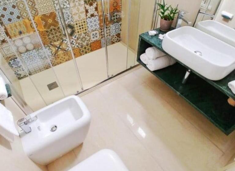 Отель Thàlas Club