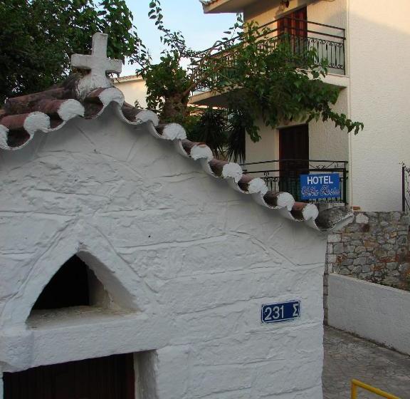 Villa Kosta Hotel & Apartments