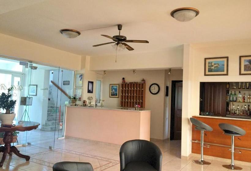 Villa Kosta Hotel & Apartments