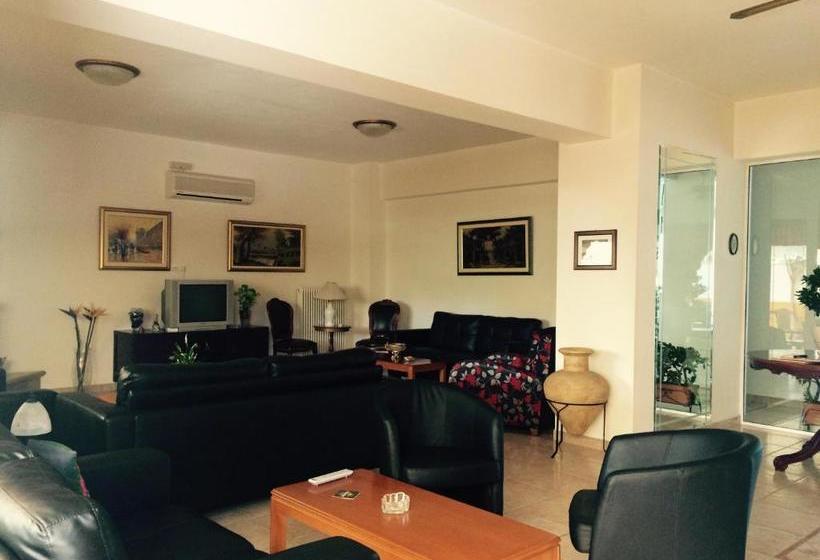 Villa Kosta Hotel & Apartments