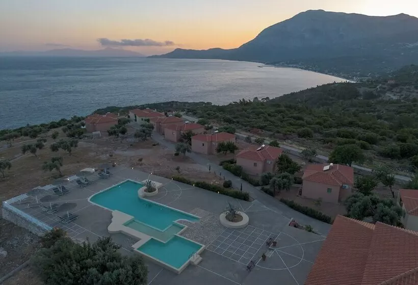 Mandilada Village