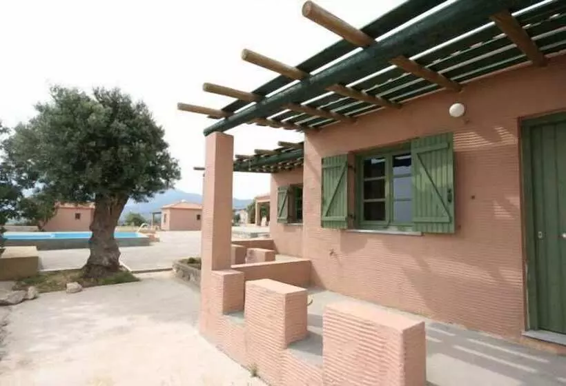 Mandilada Village
