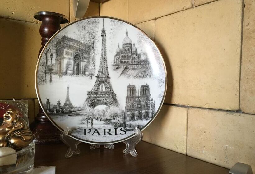 Отель Marton Lion