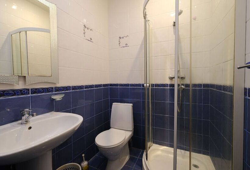 هتل Sea Outside Window