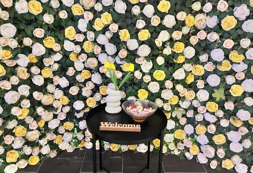 هتل Vine Osaka Kitahama