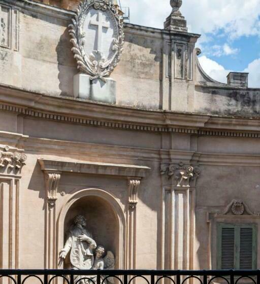 تختخواب و صبحانه Villena Plaza By Wonderful Italy