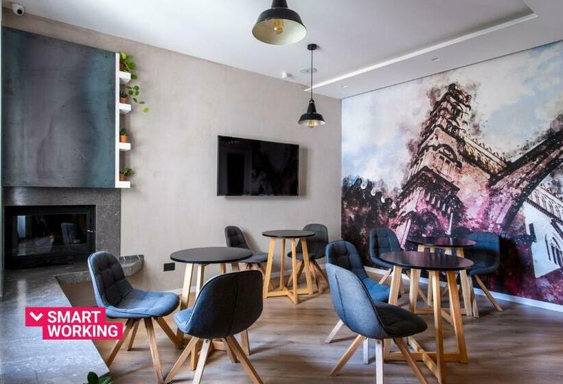 تختخواب و صبحانه Villena Plaza By Wonderful Italy