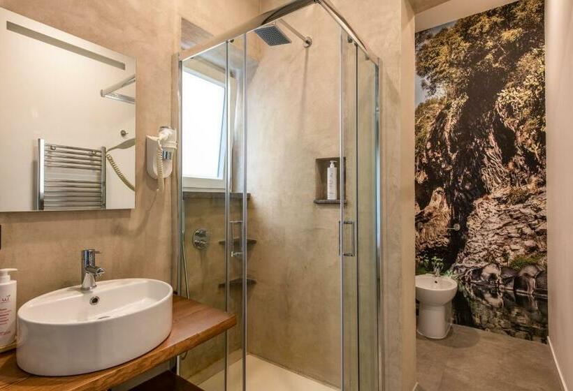 تختخواب و صبحانه Villena Plaza By Wonderful Italy