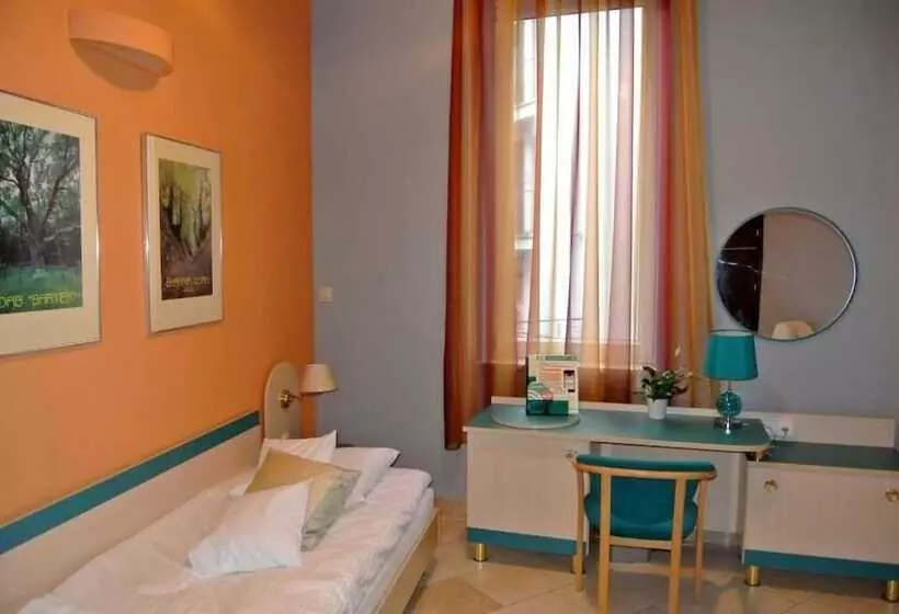 Hostelart
