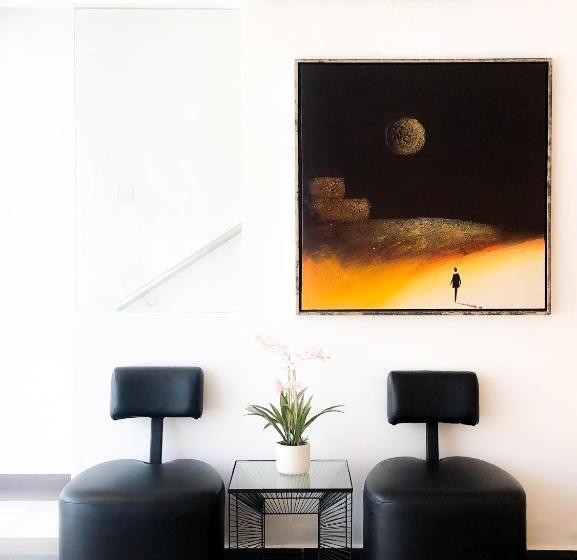 هتل Hako Xpress Skudai Baru