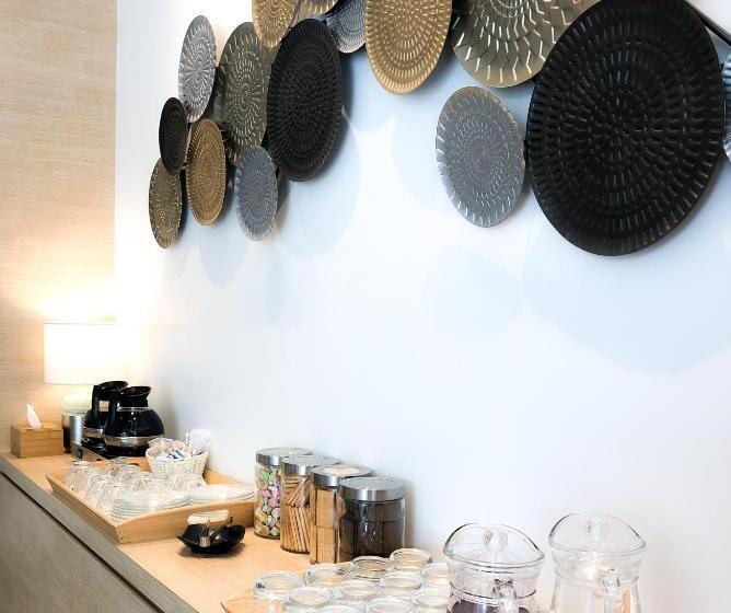 هتل Hako Xpress Skudai Baru