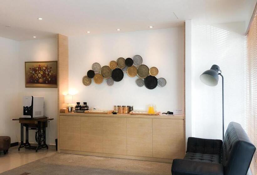 هتل Hako Xpress Skudai Baru