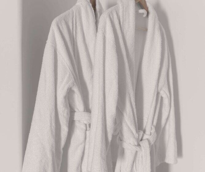 Pensionat Thallos Cave House And Apartments