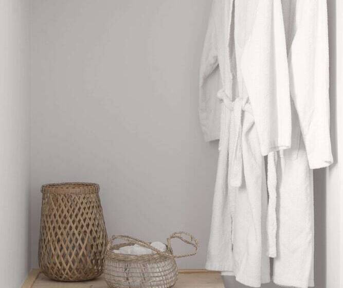 Pensionat Thallos Cave House And Apartments