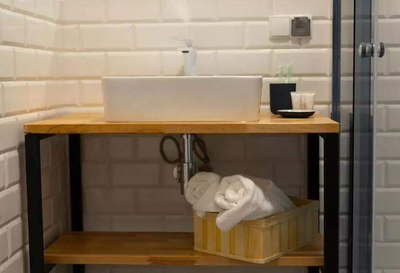 Aamiaismajoitus (B&B) Nowe Izby