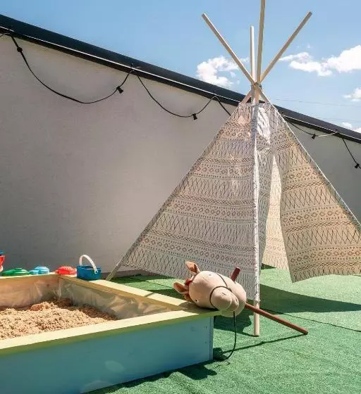 Aamiaismajoitus (B&B) Nowe Izby