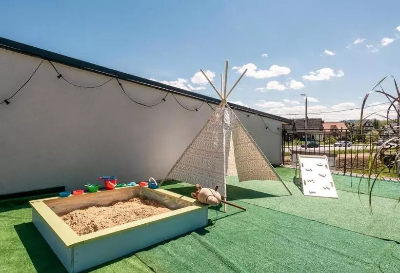 Aamiaismajoitus (B&B) Nowe Izby