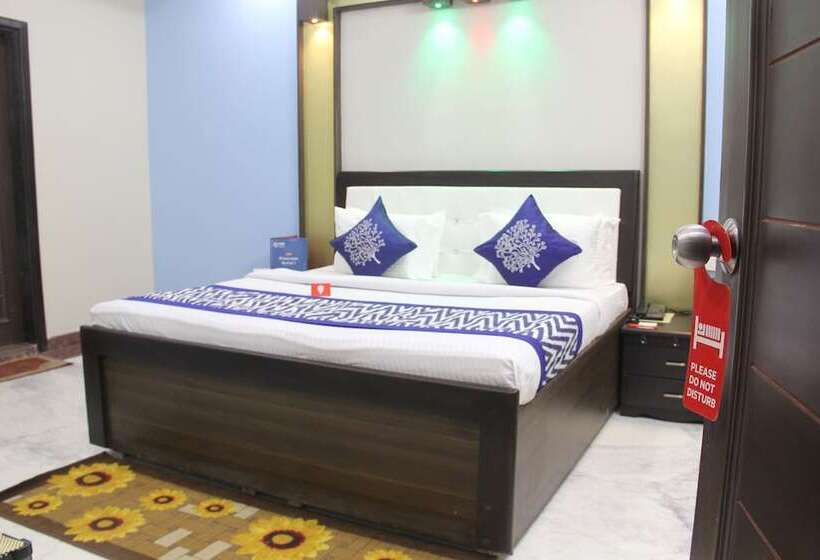Fabhotel Queen Palace By Oyo Rooms