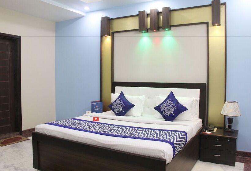 Fabhotel Queen Palace By Oyo Rooms