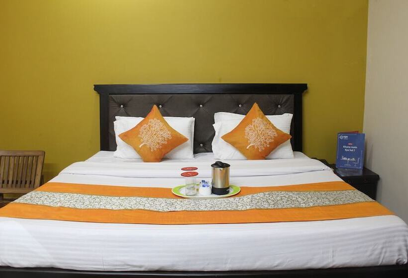 Fabhotel Queen Palace By Oyo Rooms